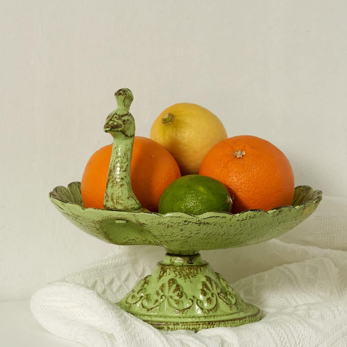 Cast Iron Bird Baths for Outdoors,Cast Iron Bird Feeder, Metal Bird Bath,Vintage Peacock Shape,Home Garden Lawn Yard Table Decorations（Light Green）