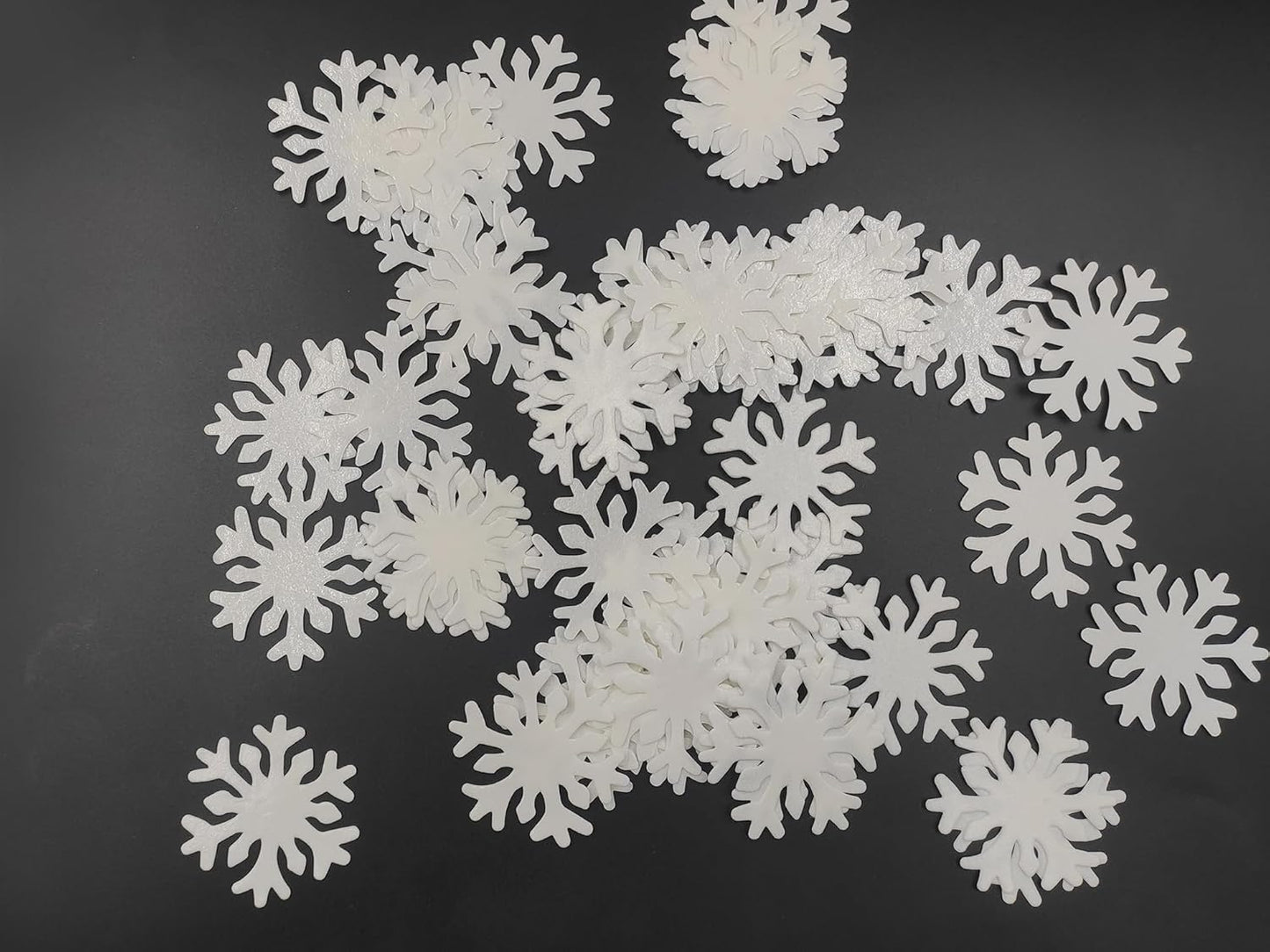 50pcs Edible White Snowflakes for Cake Decorating Cupcake Toppers for Christmas Winter frozen Theme Birthday Party Decorations