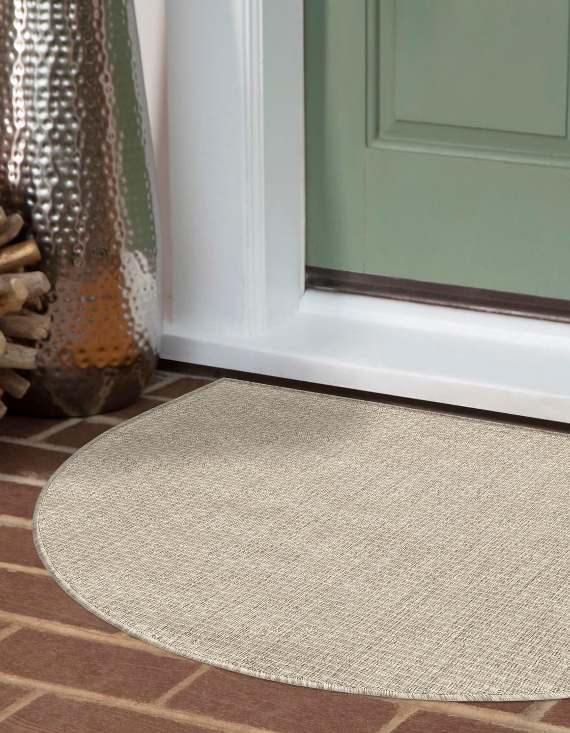 Unique Loom Outdoor Solid Collection Area Rug (3' 1" x 6' 1" Hearth Beige/Ivory)