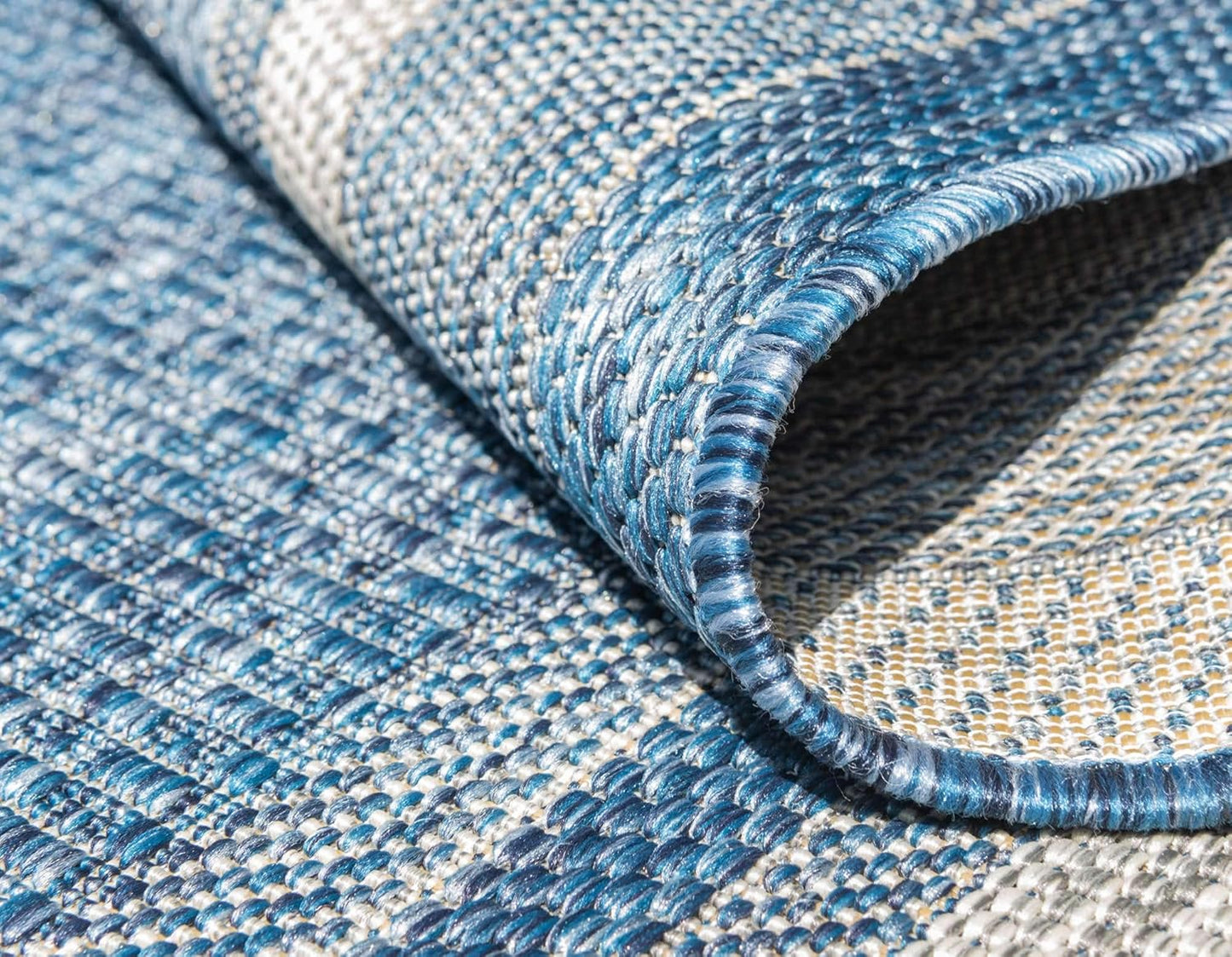 Unique Loom Outdoor Border Collection Area Rug - Soft Border (4' 1" x 6' 1" Rectangle, Blue/ Ivory)