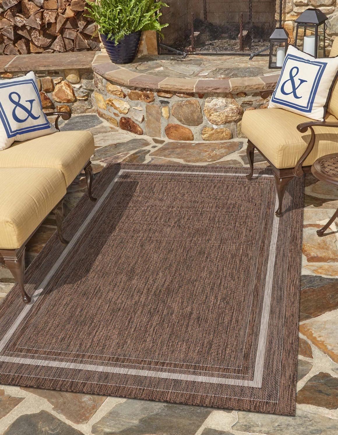 Unique Loom Outdoor Border Collection Area Rug - Soft Border (5' 3" x 7' 1" Rectangle Brown/Ivory)