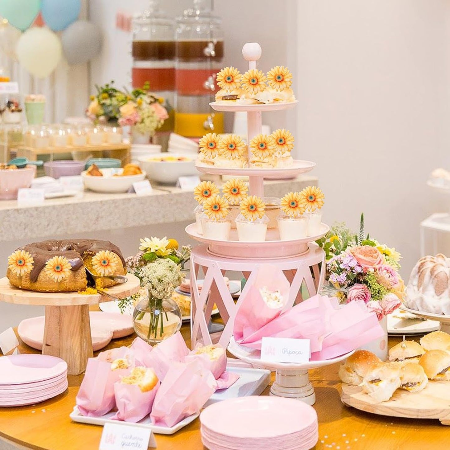 60 PCS Edible Daisy Cupcake Toppers Wafer Paper Flower Birthday Party Decorations Edible Sunflower Cupcake Picks for Baby Shower Spring Wedding Birthday Party Cake Food Decorations Supplies Yellow