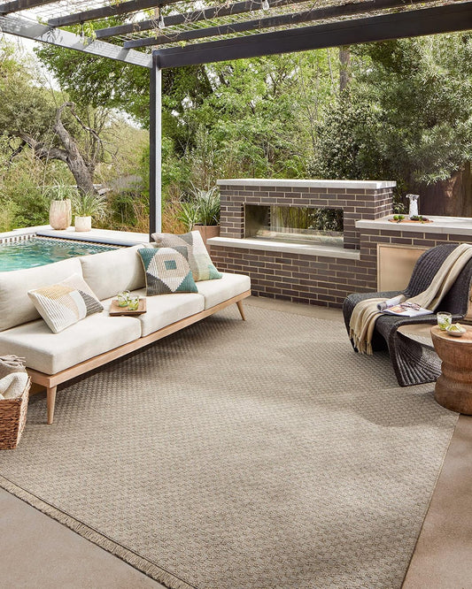 Loloi Dawn Collection Indoor/Outdoor DAW-02 Tan 2'-3" x 3'-9" Accent Rug